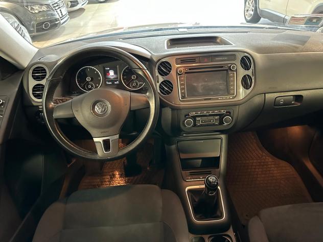 Volkswagen Tiguan 2.0 TDI 140 CV 4MOTION Sport & Style - Foto 9