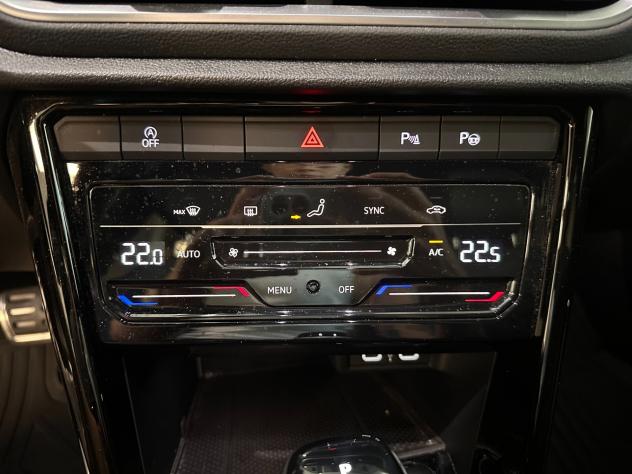 Volkswagen T-Roc 2.0 TDI SCR 150 CV DSG R-Line - Foto 10