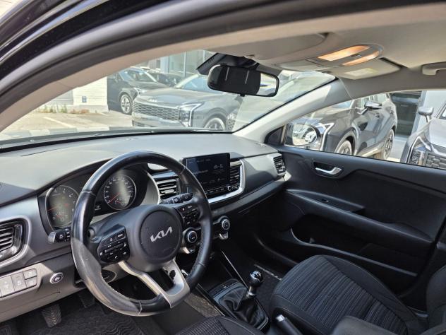 Kia Stonic Stonic 1.2 dpi Style s/Design Pack gpl 82cv (#071) - Foto 9