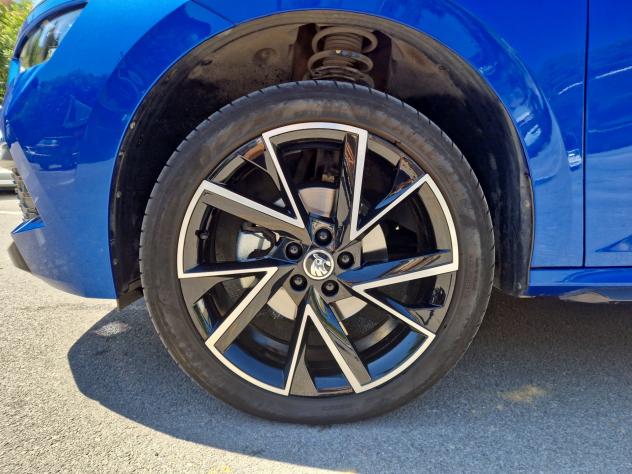 Škoda Kamiq Kamiq 1.0 tsi Monte Carlo 110cv - Foto 9