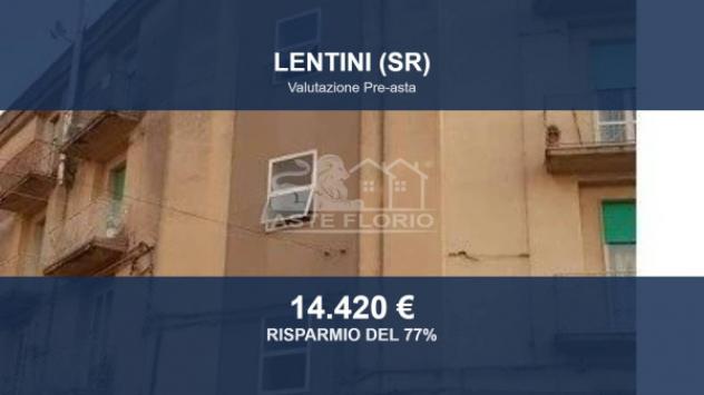 Immobile in asta di 145 m² con più di 5 locali e box auto in vendita a Lentini