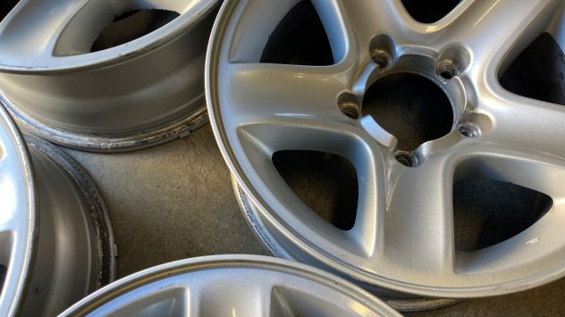 Cerchioni in lega 16 pollici originali Suzuki Gran Vitara del 2005 - Foto 17