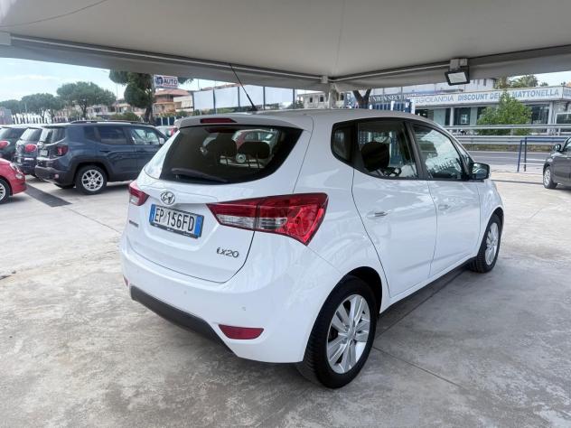 Hyundai iX20 1.4 90 CV Comfort - Foto 6