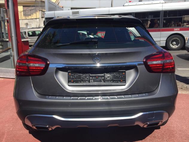 Mercedes-Benz GLA 200 SPORT KM E TAGLIANDI CERTIFICATI MERCEDES-BENZ - Foto 6