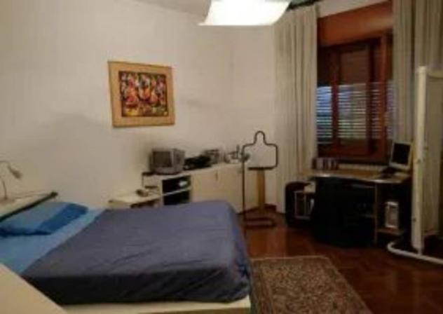 Immobile in asta di 200 m² con più di 5 locali e box auto in vendita a Fano - Foto 2