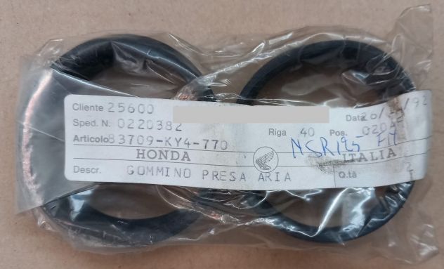 83709-KY4-770 GOMMA PRESA ARIA NUOVA ORIGINALE per HONDA NSR 125 F '90/92