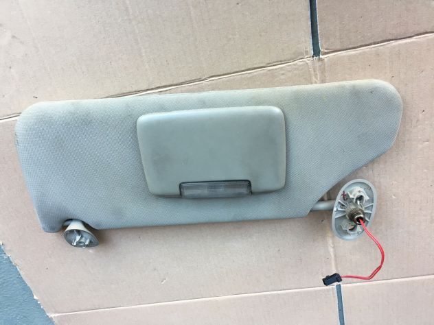 Aletta Parasole SINISTRA con Gancetto Jeep Grand Cherokee 3.0 V6 CRD 2007