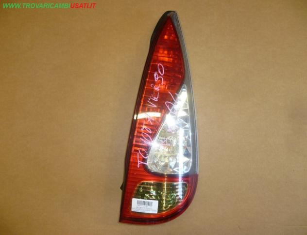 FANALE POST.D.(dal 02/2003) TOYOTA YARIS Verso (NCP20)  Parti elettriche  Fanaleria  Fanali  Fanale post. sx. TOYOTA - YARIS Verso - 01-04-2000 - 01-0