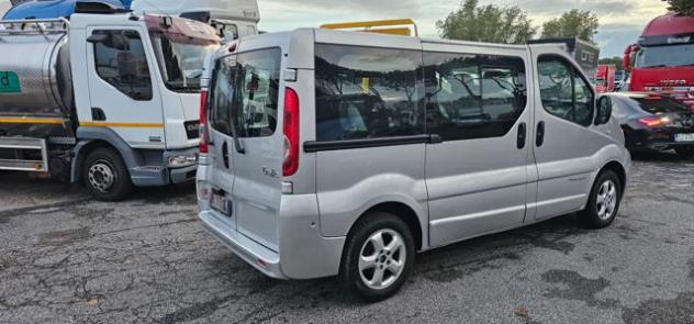 RENAULT TRAFIC PASSENGER 9POSTI 2.0DCI 115CV rif. 24179781 - Foto 3