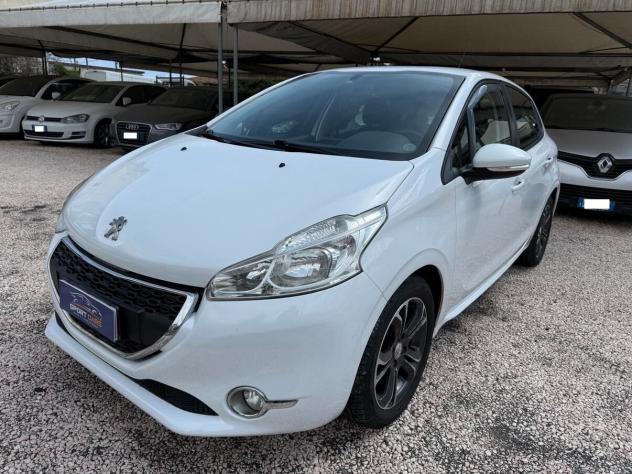 Peugeot 208 1.4 HDi 68 CV 5 porte Allure - Foto 3