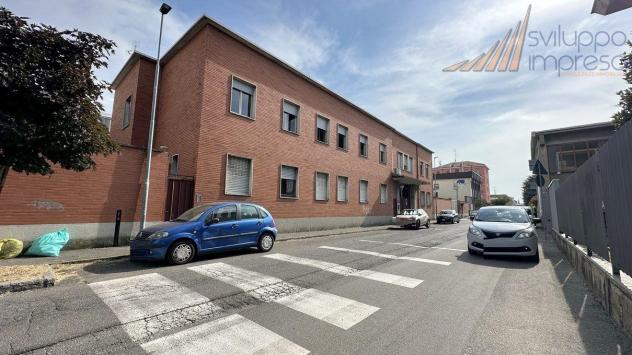PALAZZINA UFFICI IN VENDITA A BRESSO