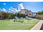 Villa di 150 m² con 3 locali in vendita a Graniti