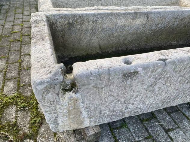 Antiche vasche mangiatoie abbeveratoi di pietra - Foto 3