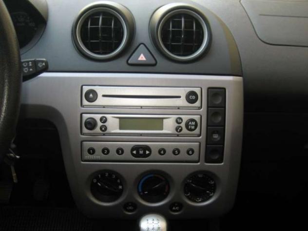FORD Fiesta 1.2 16V 5 PORTE TECNO rif. 23303391 - Foto 3