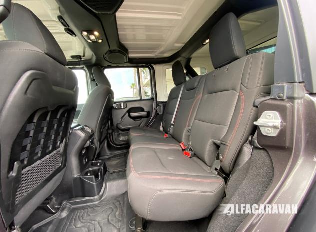 Jeep Wrangler Unlimited 2.0 turbo Rubicon auto - Foto 8