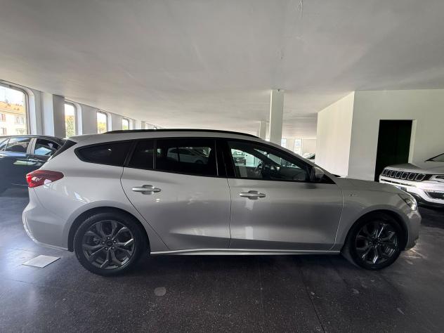 Ford Focus 1.0 EcoBoost Hybrid 155 CV Powershift SW ST-line. - Foto 6