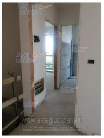 IMMOBILI-IMMOBILE RESIDENZIALE-Via Tratturo snc, loc. Villa Oliveti - Foto 8