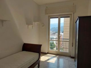 Room in Via Vittorio Veneto, Brescia for 96 m² with 3 bedrooms