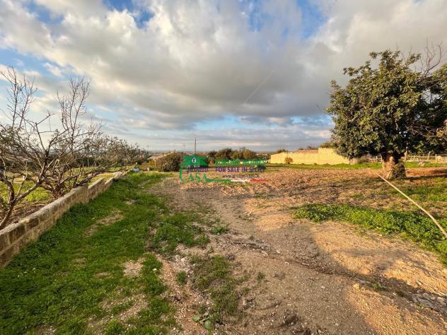 TERRENO CON ACCATASTAMENTI RURALI - Foto 6