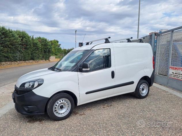 Fiat doblo 1.3 mj 95cv 12/2020 navigatore full - Foto 6