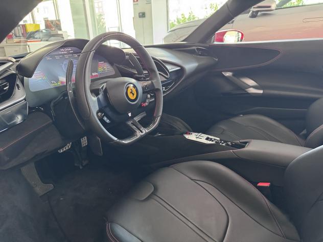 Ferrari SF90 Spider 4.0 Hybrid DCT 4WD Spider - Foto 8