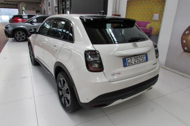 FIAT 600 Hybrid 145 CV DCT MHEV rif. 24046822 - Foto 4