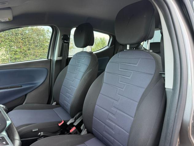 Lancia Ypsilon 1.0 FireFly 5 porte S&S Hybrid Platino - Foto 10