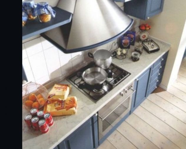 Cucina in Legno di Pino e Abete Ideale Per Arredare Taverne - Baite -