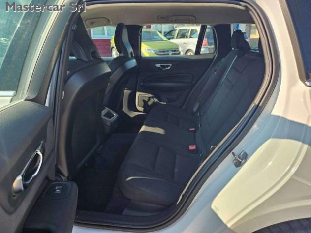 VOLVO V60 V60 2.0 b4 Momentum Business auto - GH785HR rif. 24023635 - Foto 10