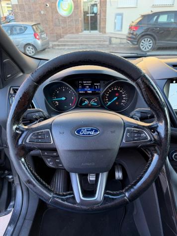 Ford Kuga 2.0 TDCI 150 CV S&S 4WD Powershift ST-Line - Foto 6