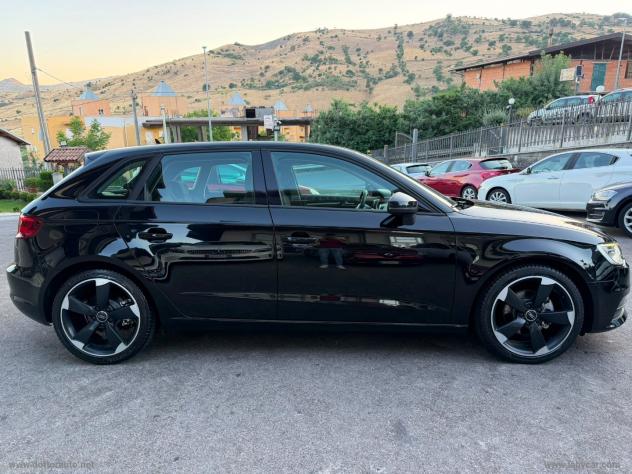 AUDI A3 SPB 2.0 TDI Ambition - Foto 4