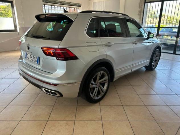 VOLKSWAGEN Tiguan 2.0 TDI 150 CV SCR DSG R-Line rif. 23979242 - Foto 5