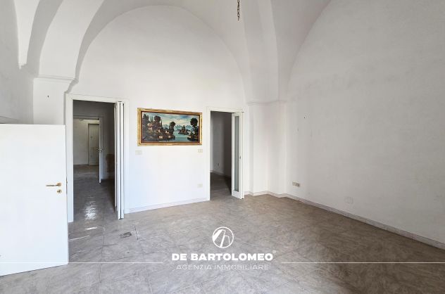 PALAZZOTTO VIA REGINA MARGHERITA (LEPORANO) - Foto 2