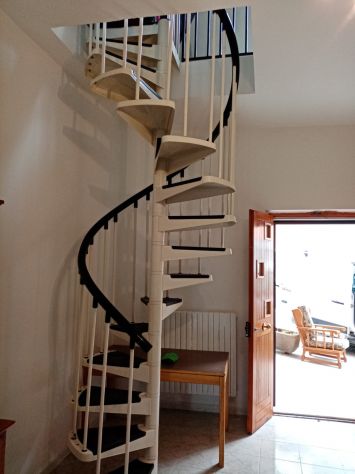 casa indipendente su due livelli - Foto 3