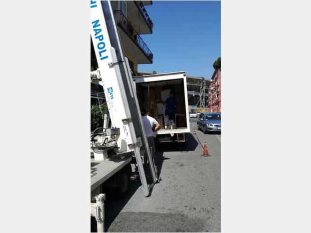 Traslochi e noleggio piattaforme Napoli - Foto 2