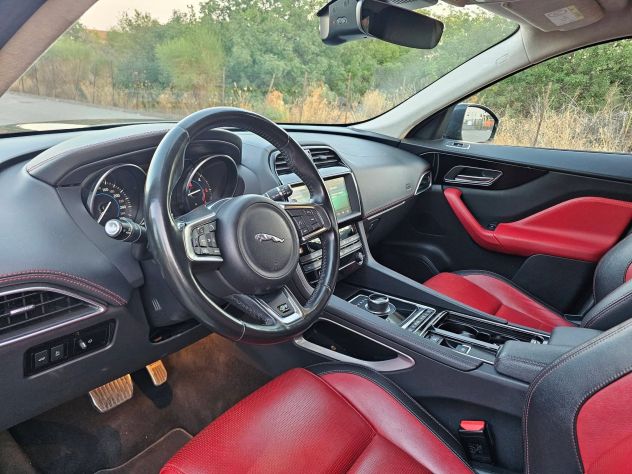 JAGUAR F-PACE R-SPORT - Foto 9