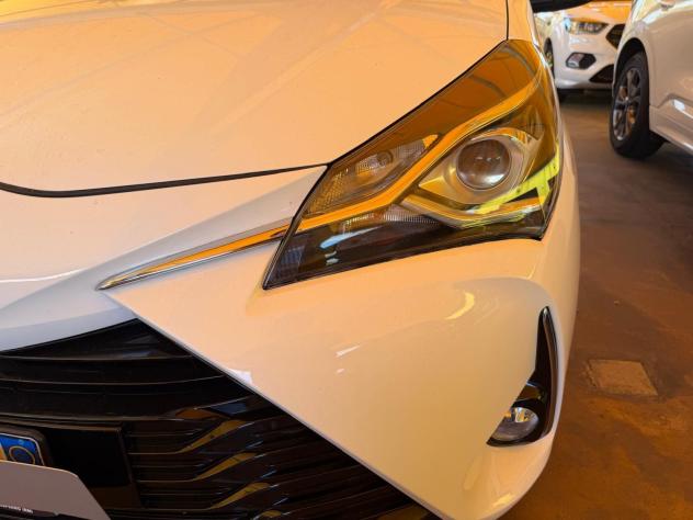 Toyota Yaris Yaris 5p 1.5h Business - Foto 4
