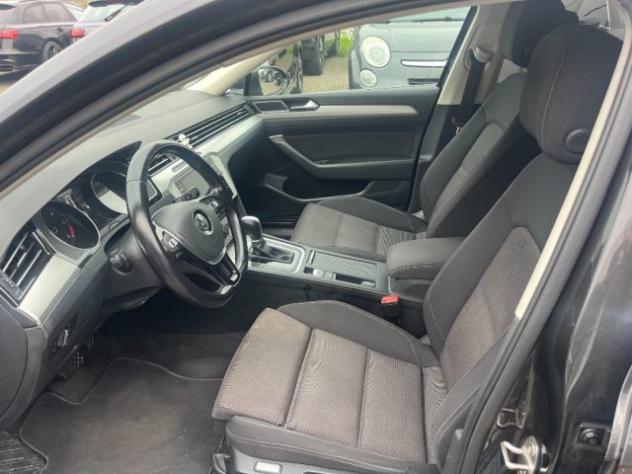 VOLKSWAGEN Passat Variant 2.0 TDI DSG Business BlueMotion Tech rif. 23402503 - Foto 7
