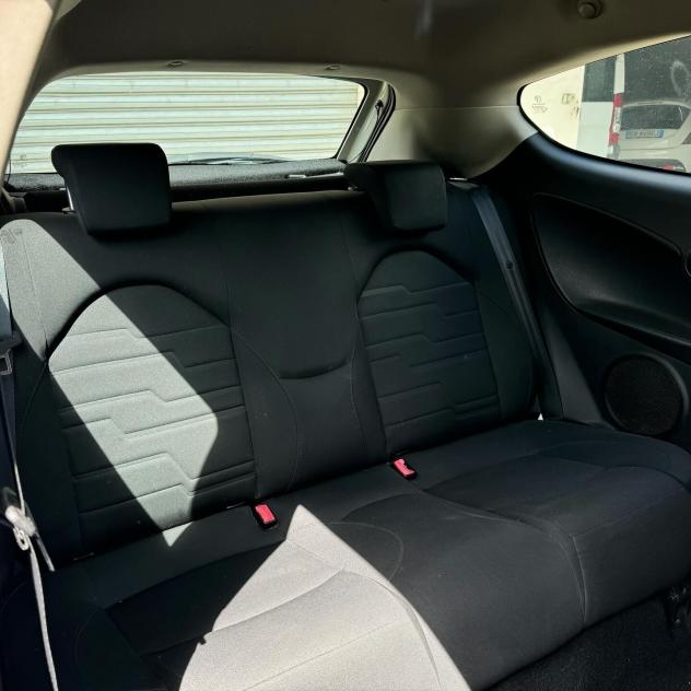 Alfa Romeo MiTo 1.4 T 120 CV GPL Distinctive Sport Pack - Foto 7