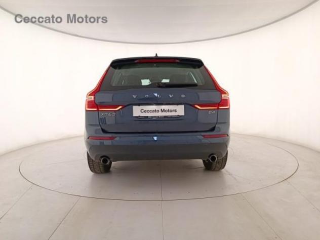 VOLVO XC60 B4 (d) AWD Geartronic Momentum rif. 20381180 - Foto 5