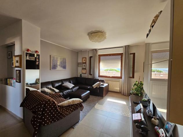 Appartamento in vendita a Marina di Carrara - Carrara 109 mq Rif: 1338832