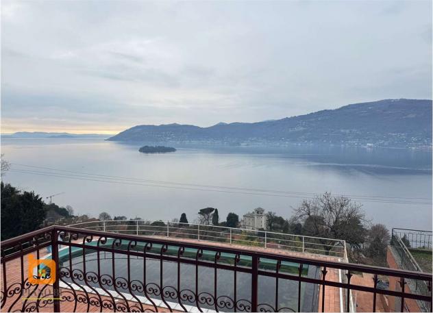 V000560 - VILLA CON VISTA LAGO PANORAMICA E AMPIO PARCO - Foto 15