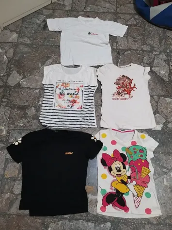 lotto 5 magliette t shirts bambina 7 anni. 1 originale roberto cavalli 1 origina - Foto 5