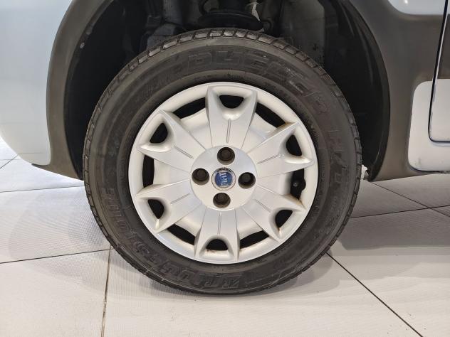 FIAT Panda Panda 1.2 Climbing 4x4*ELD*5 POSTI* - Foto 7