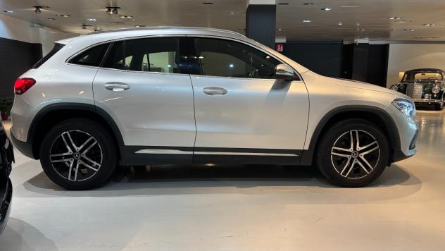 MERCEDES-BENZ GLA 200D 2.0D 150CV - 2021 - Foto 8