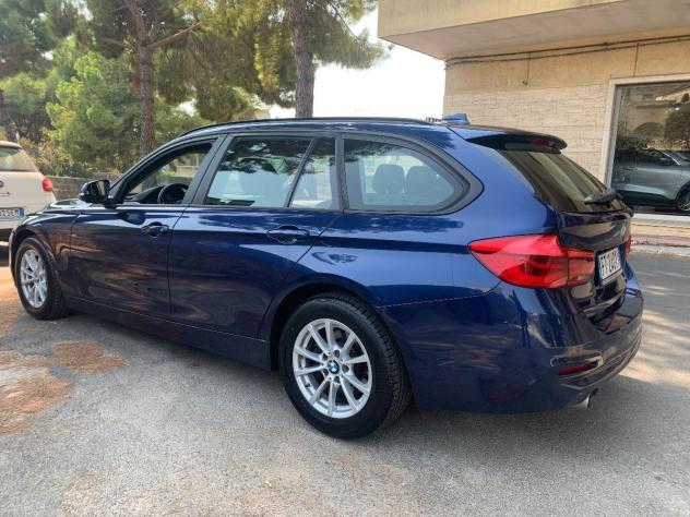 BMW - Serie 3 Touring - 316d 48V Touring Business Advantage - Foto 4