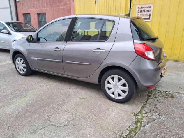 RENAULT Clio 1.2 16V 5 porte Luxe ok neopatentati rif. 23932220 - Foto 5