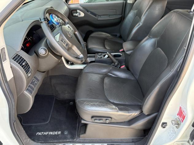 Nissan Pathfinder 2.5 dCi - 7 posti -Gancio - Foto 9