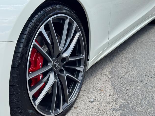 MASERATI GHIBLI 3.8 V8 580 CV TROFEO STRAFULL - Foto 8