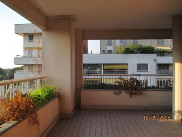 Immobile in asta di 182 m² con più di 5 locali e box auto doppio in vendita a Milano - Foto 2